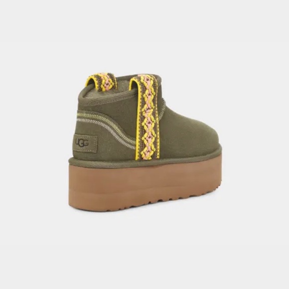 UGG Classic Ultra Mini Braid Platform olive green women （Ships out in one day） - Picture 7 of 9